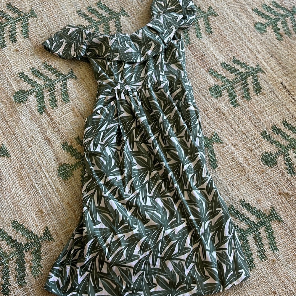 Anthropolgie/ WHIT size 8 dress